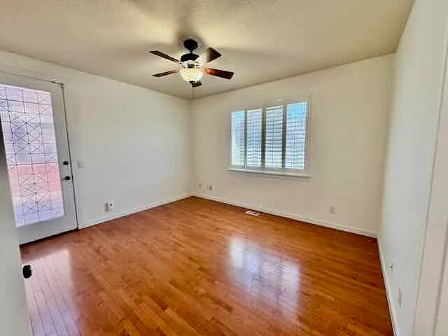 11046 SW Adele Dr — Photo 24