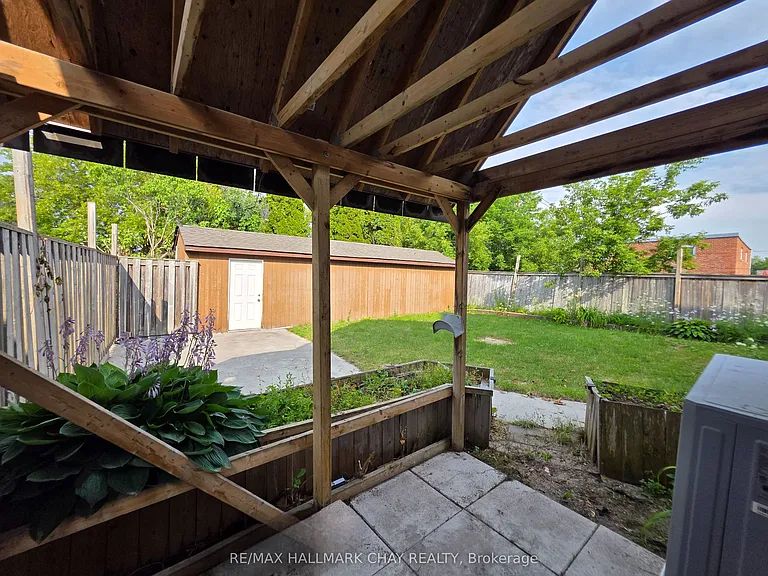 28 Matchedash St N #3 — Photo 19
