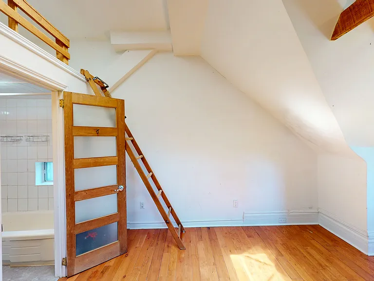 171 Harbord St #THE HARBORD — Photo 3
