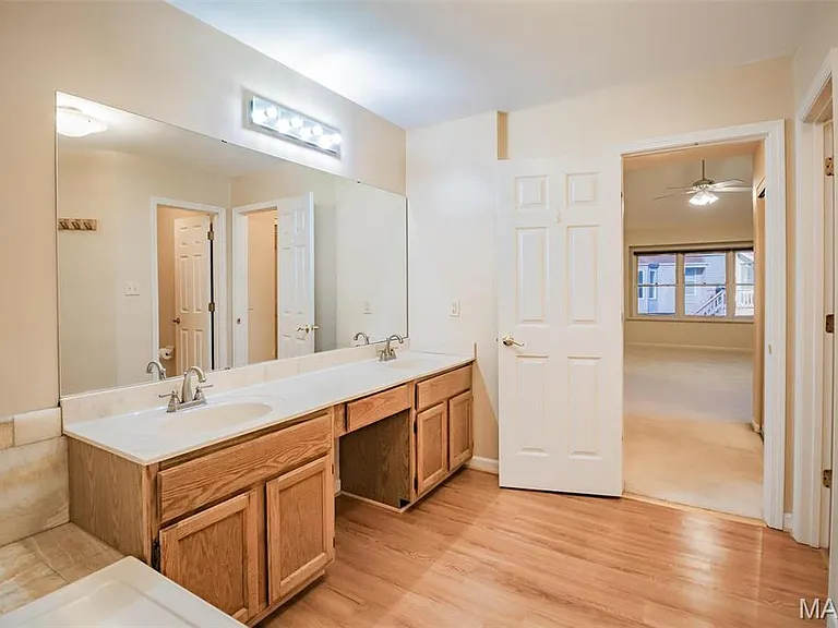 3309 Lower Lakes Estates Dr — Photo 18