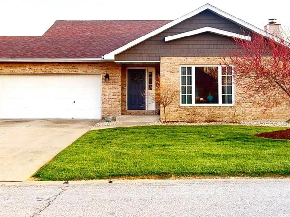 27 Katie Lynn Ct, Glen Carbon, IL 62034