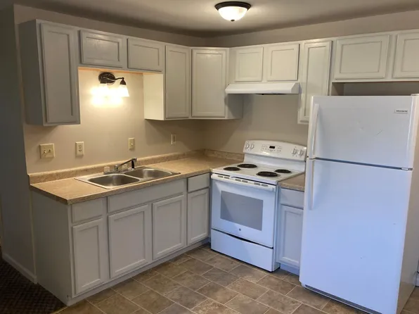 100 Jefferson Pl, 100 Jefferson Pl #104, Versailles, MO 65084