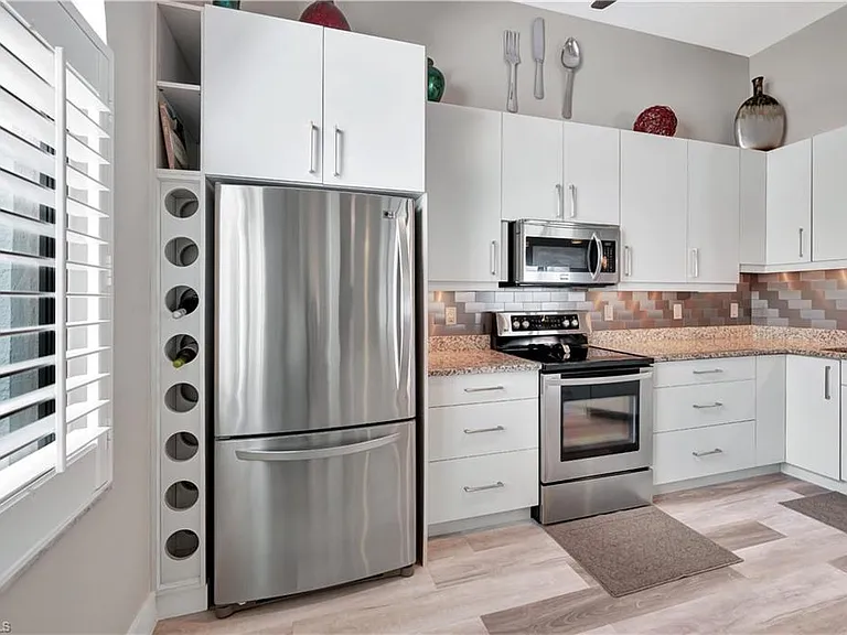 583 Beachwalk Cir #Q-203 — Photo 8