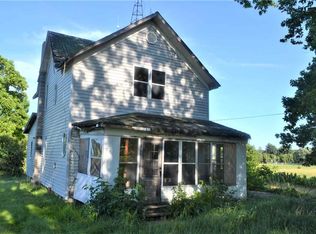 516 N Main St, Granton, WI 54436