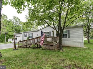12 Hickory Dr, Quakertown, PA