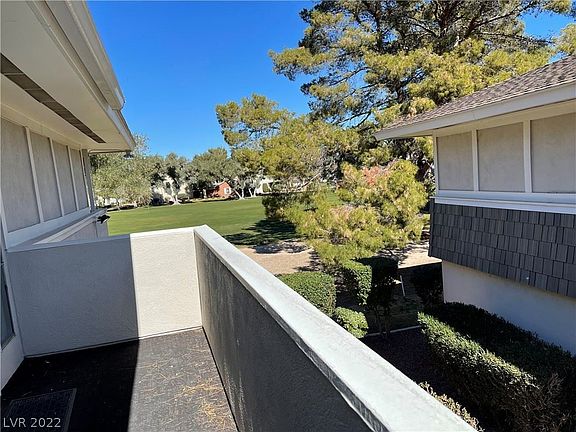4th image of 650 Oakmont Ave Unit 2102