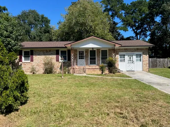 105 Wren Ct, Summerville, SC 29485