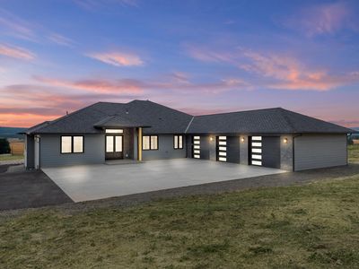 6957 E Big Meadows Rd, Chattaroy, WA, 99003