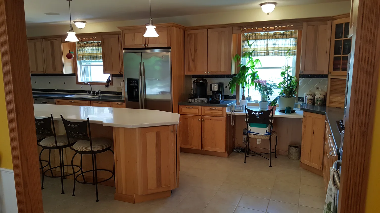 1111 Heritage Ln photo 1