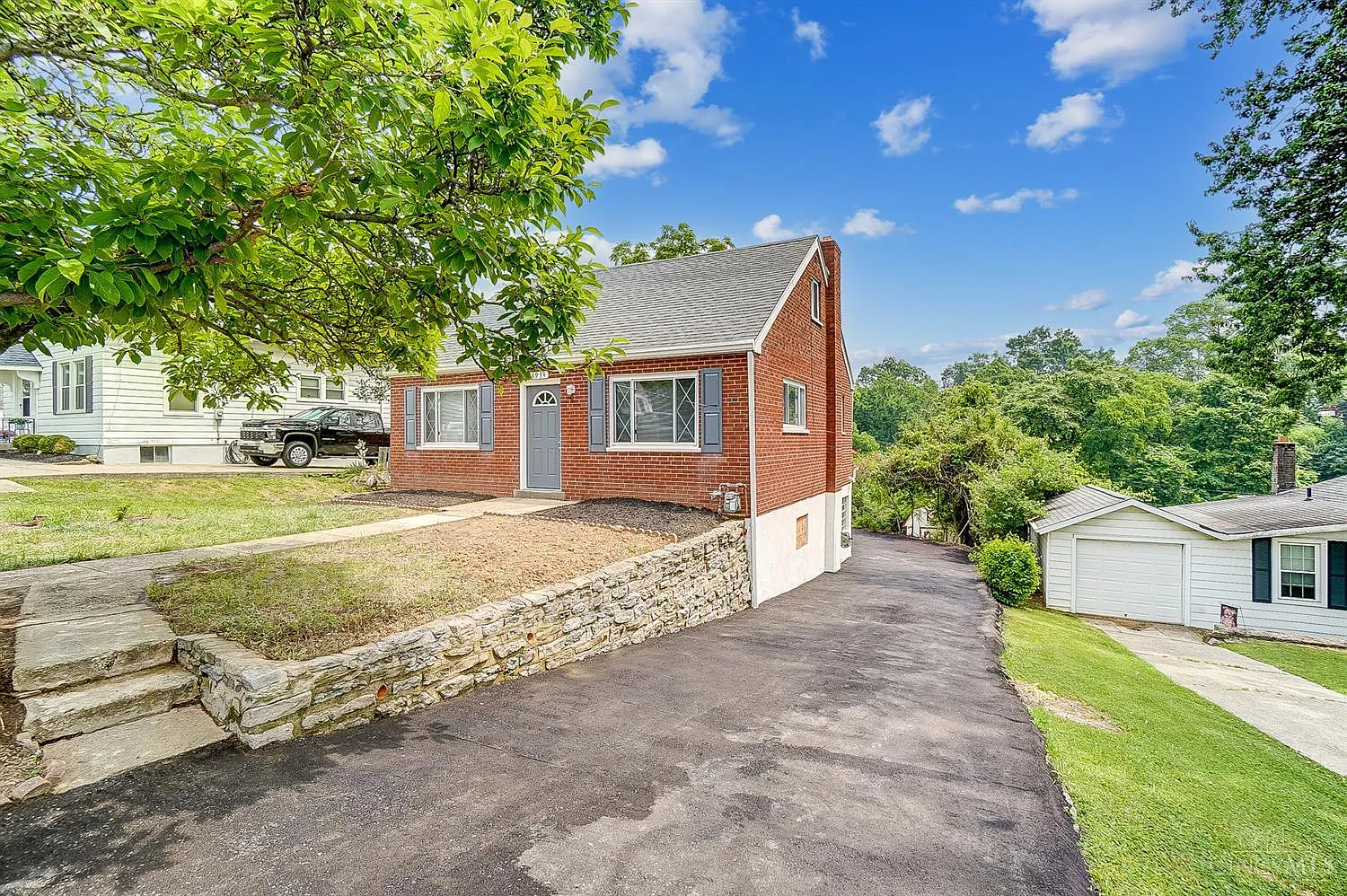 3934 Ebenezer Rd photo 1