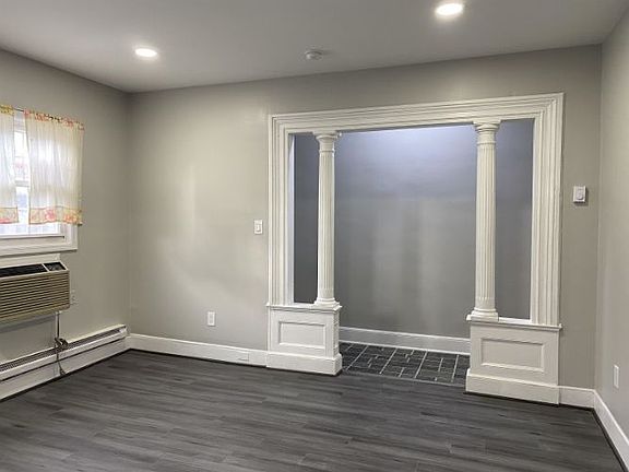 3rd image of 50 Cottage St #1