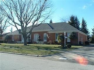 1st image of 952 Meadow Ln