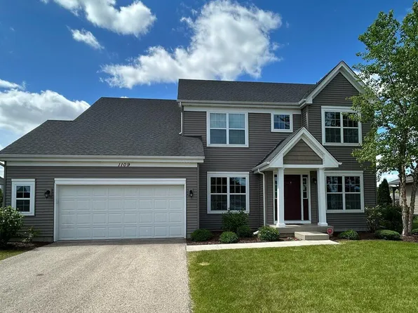 1109 Nottingham Rd, Sycamore, IL 60178