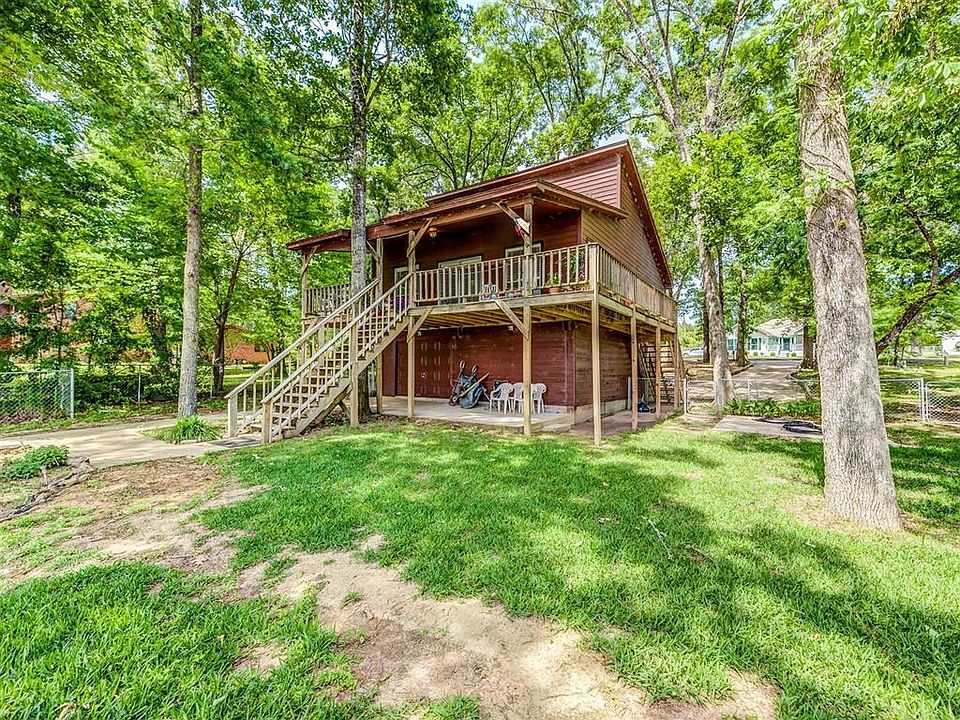 1st image of 573 Resort Dr