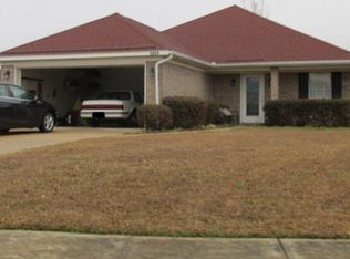 3221 Bloomington Dr, Mobile, AL 36695
