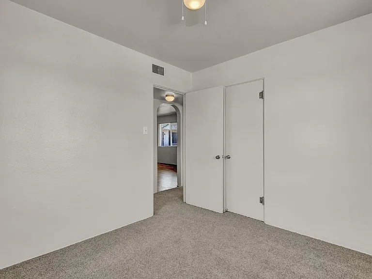 1201 Janes Ln #1207 — Photo 21