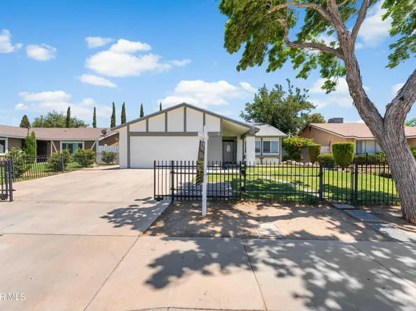 39056 Dianron Rd, Palmdale, CA 93551