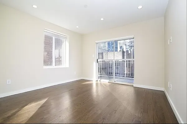 Rented by REAL New York | media 2