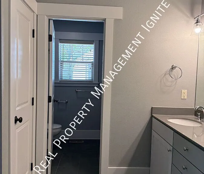 2955 NW Bordeaux Ln — Photo 8