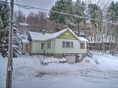 21108 Royce Rd, Hancock, MI, 49930