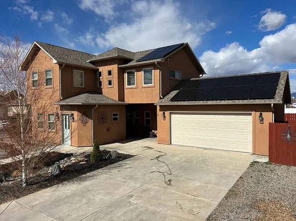 2950 Red Cloud Ln, Grand Junction, CO 81504