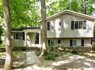 4600 Peppercorn Pl, Midlothian, VA 23112