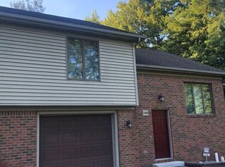 140 Glencoe Rd, Erie, PA 16509