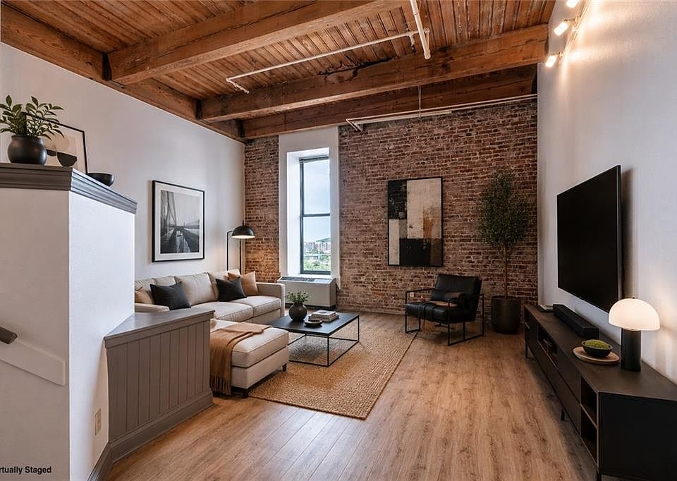1st image of 308 W 8th St APT 510