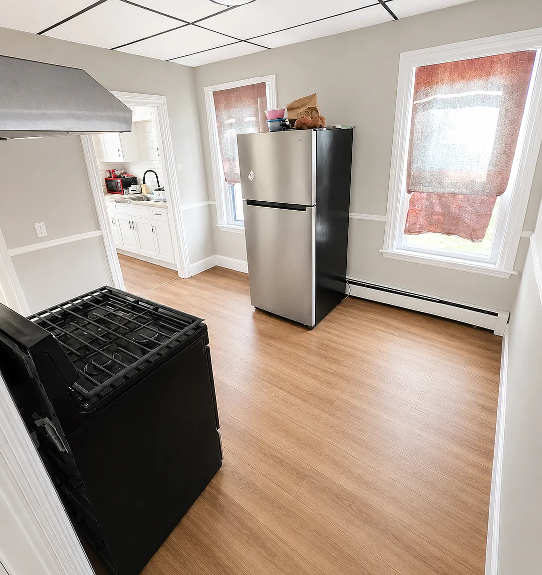 1 bed, 550 sqft, $1,000 — Photo 3