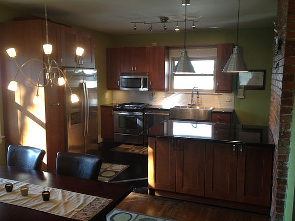 Dining/Kitchen