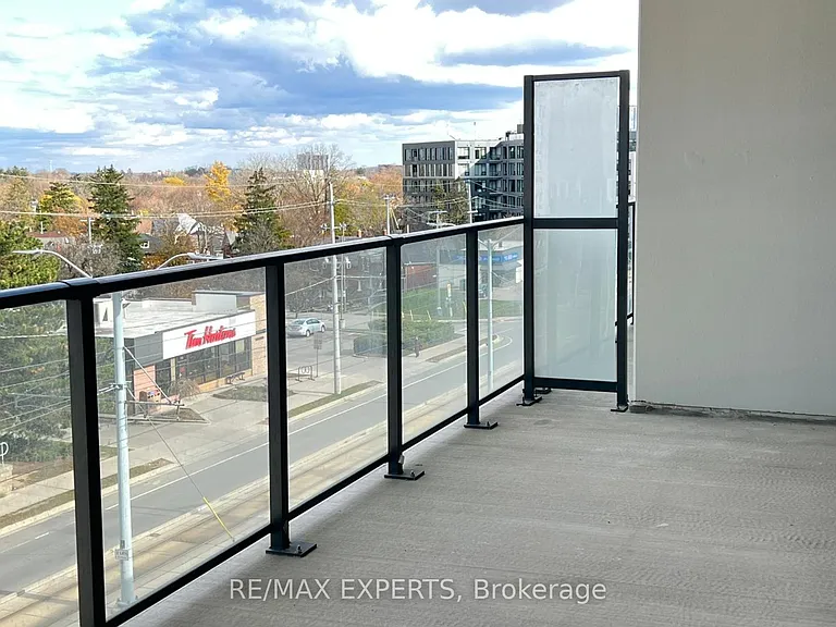403 King St W #741 — Photo 14