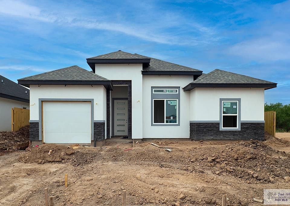 1st image of 2820 Douglas Way