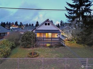 2008 9th St, Bremerton, WA 98337