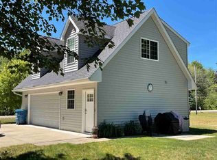 1135 Pineway Dr, Gladwin, MI 48624