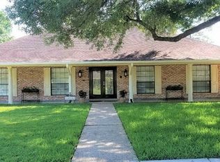 13032 Deerpath Way, Baton Rouge, LA 70816