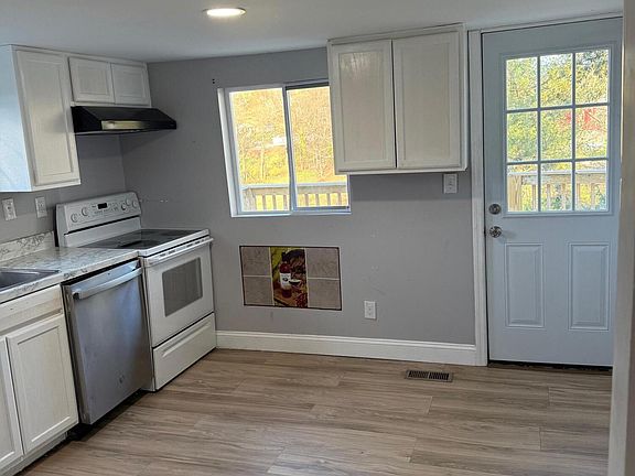5th image of 541 Clifton Heights Rd