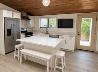 7950 Capistrano Ave #1/2, Canoga Park, CA 91304