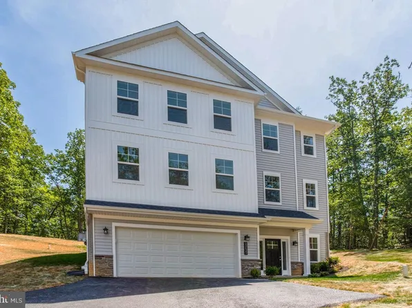 1237 Spruce Ave, Shady Side, MD 20764