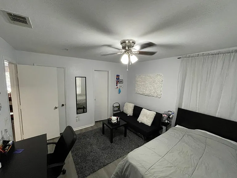 4000 SW 23rd St #5-201 — Photo 8