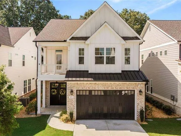 225 Scottsdale Dr, Marietta, GA 30064