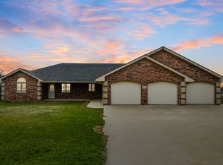 20536 Saint Josephs Dr, Durango, IA