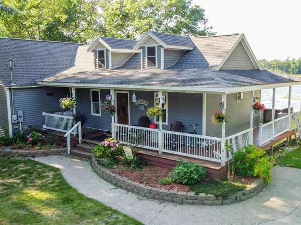 4040 Wilson Beach Rd, Twin Lake, MI 49457