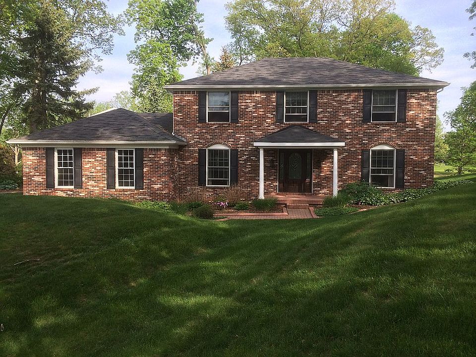 1st image of 5823 Glen Eagles Dr