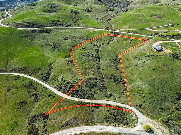 3rd image of Summit Ridge Rd Parcel 8-C