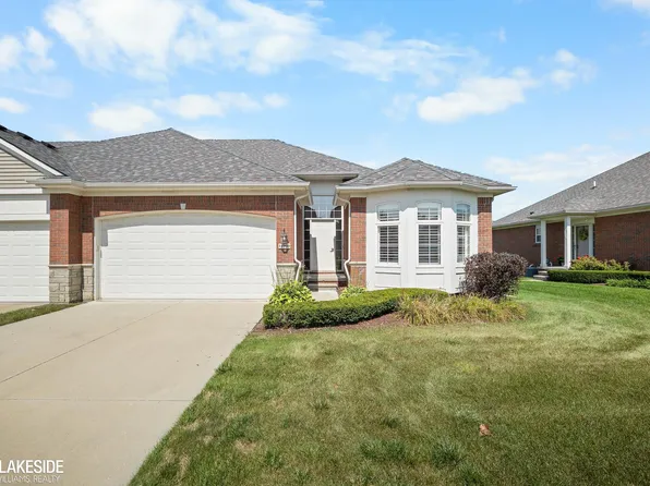 14909 N Park Dr, Shelby Township, MI 48315