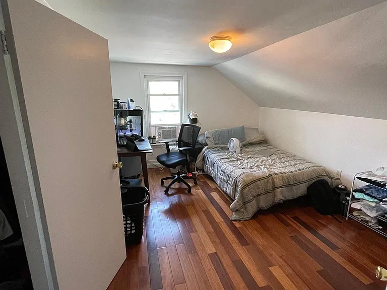 70 School St #2 — Photo 12