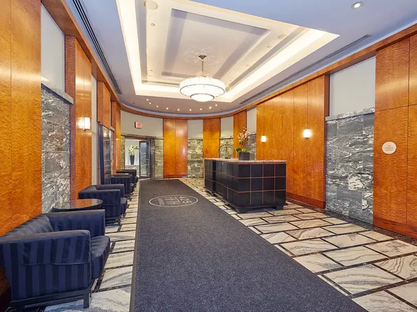 425 5th Avenue image 17 of 25