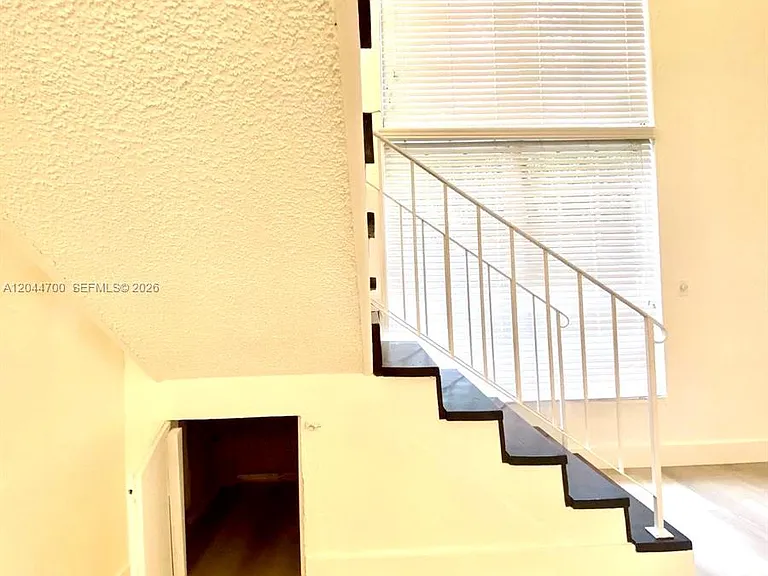 10901 N Kendall Dr #210 — Photo 7