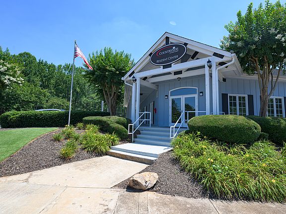 3rd image of 4802 Lanier Islands Pkwy