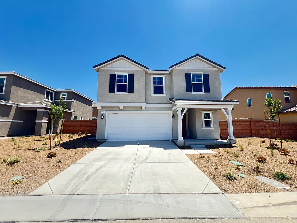 20189 Breeze Blooms Dr